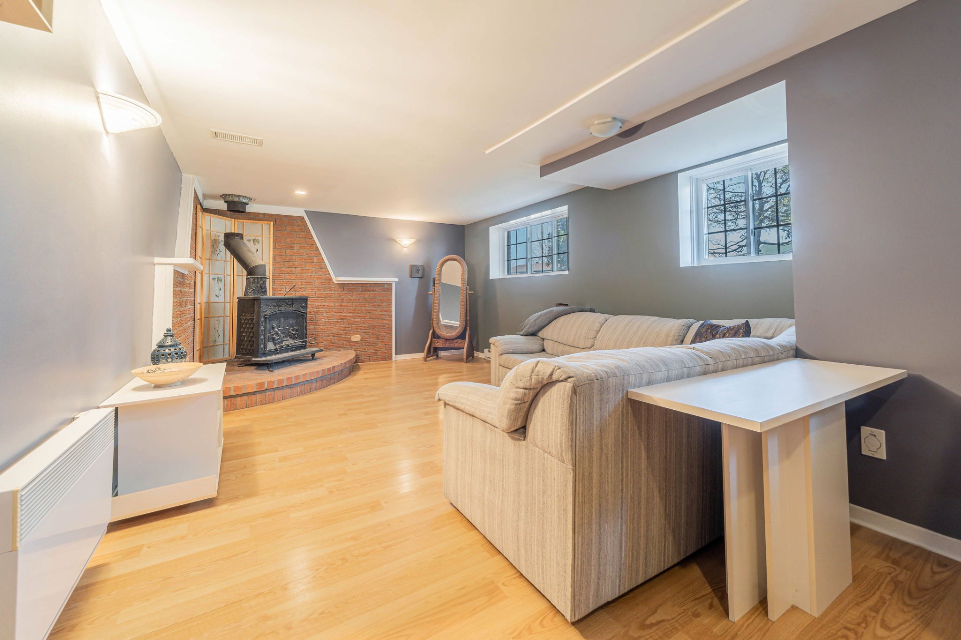 Backyard at Montreal house for sale 915 Boulevard de Chateauneuf