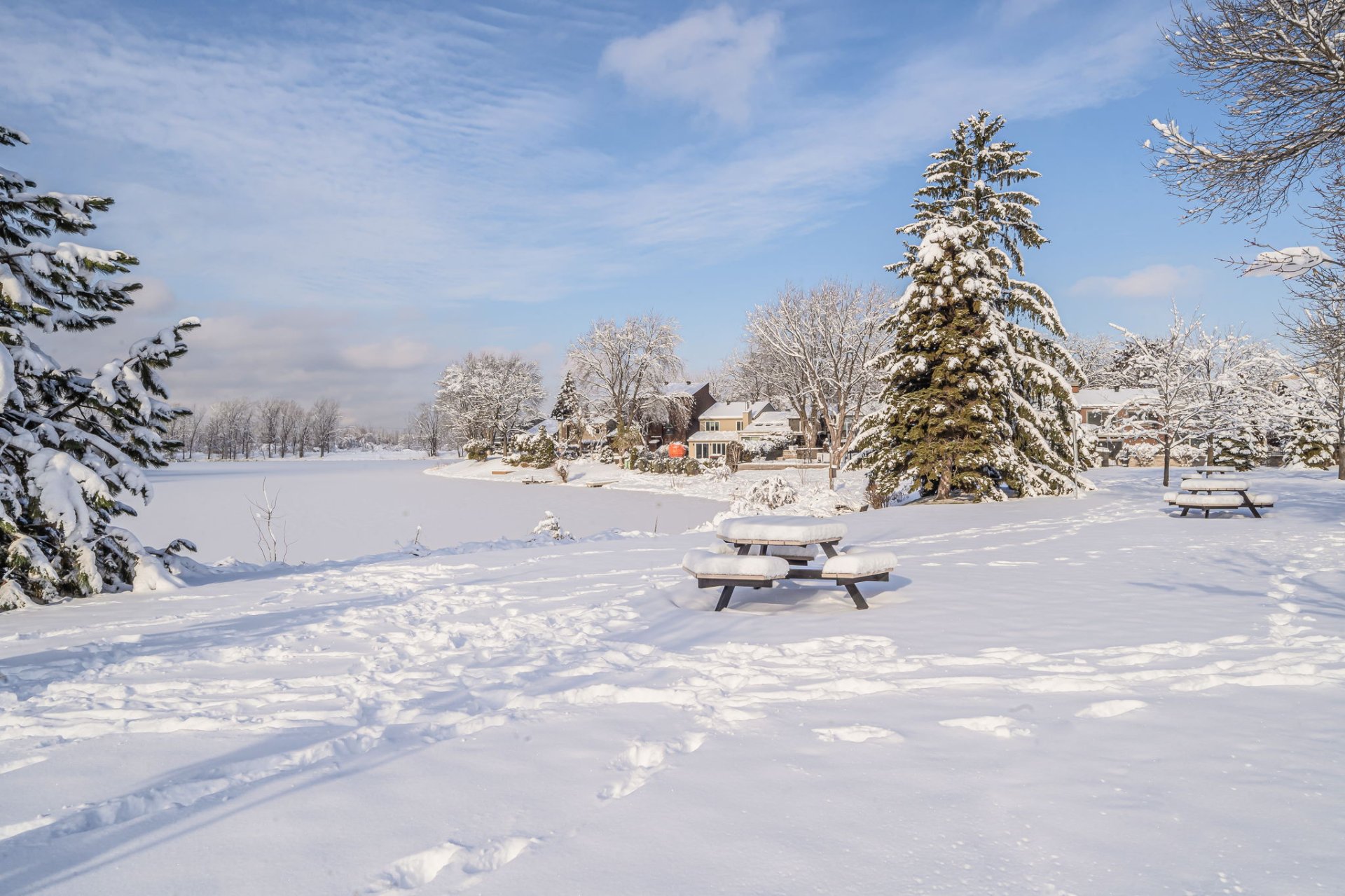 Neighborhood view near Montreal home 122 Avenue de Balmoral