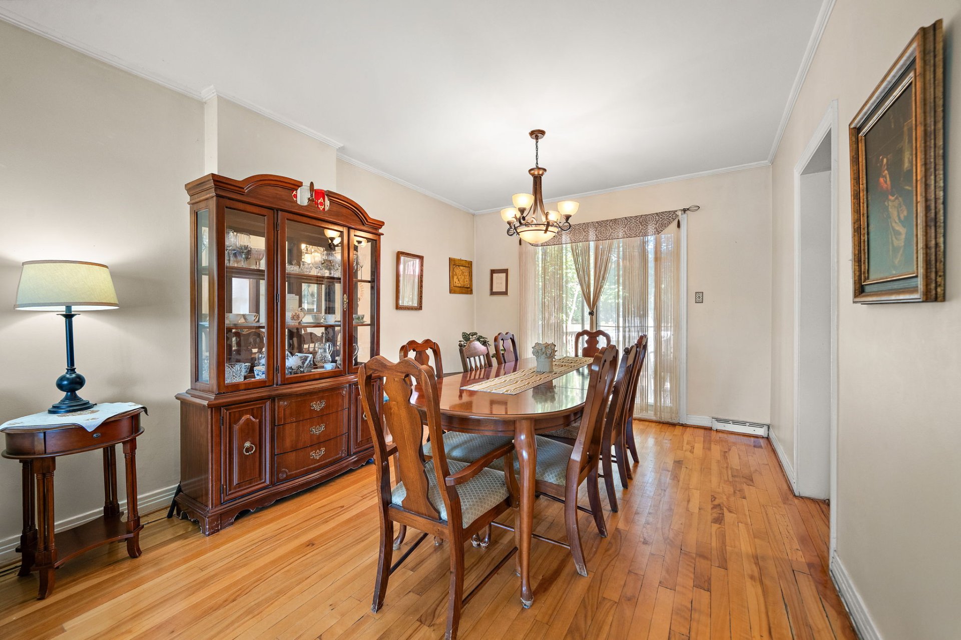 Bathroom with modern finishes at 4916 Rue Lake Montreal